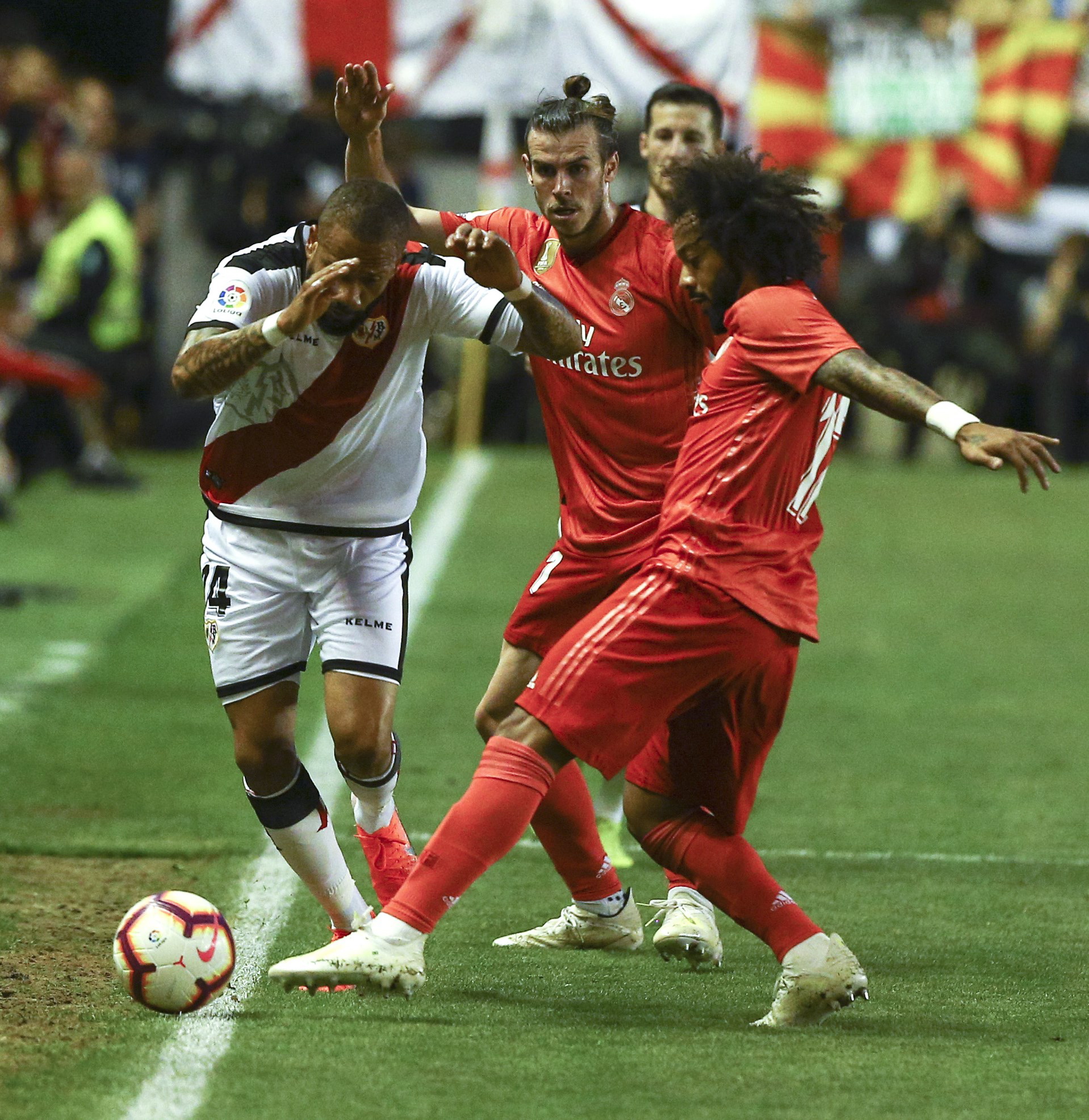 够稳固控球 够稳固控球