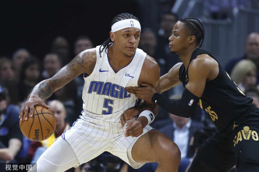 尔在内线的 尔在内线的