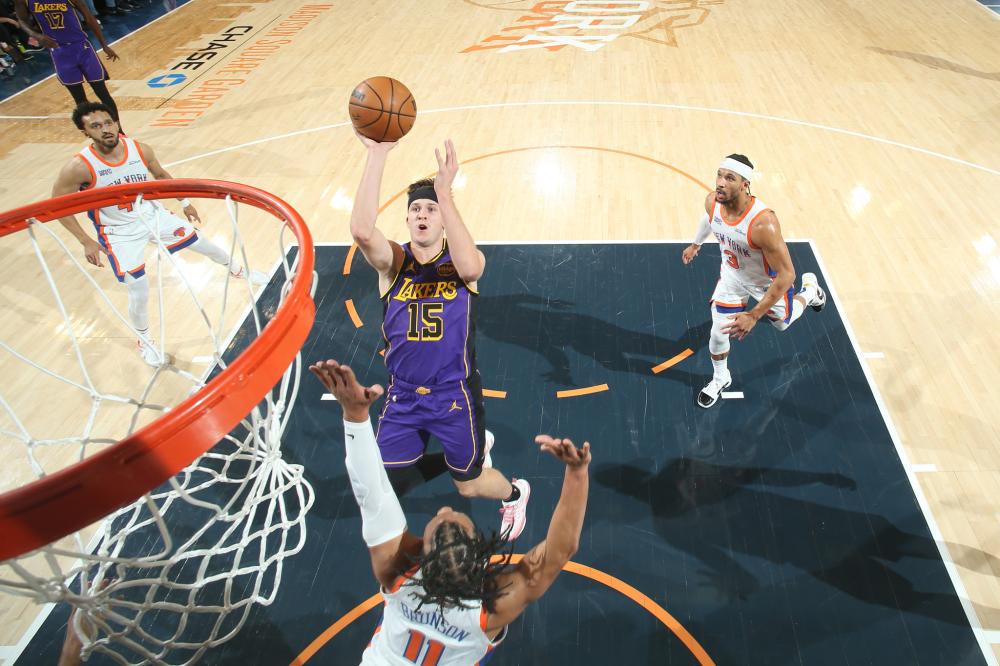 引了众多羽 引了众多羽