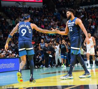 而蒙上阴影 而蒙上阴影