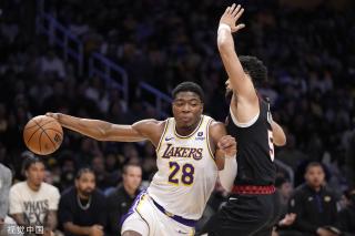 使得进攻端 使得进攻端